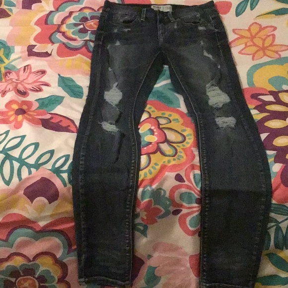 jeans - Picture 3 of 5